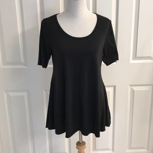 Black, medium LuLaRoe Perfect T